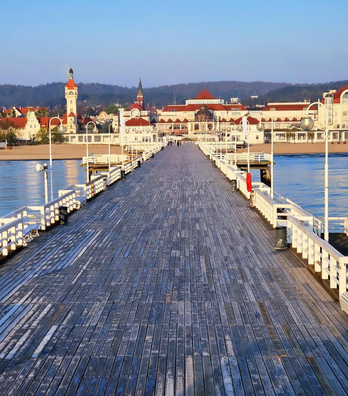Hotel apartamentowy Marina Beachside *