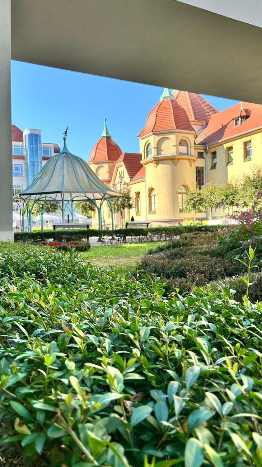 Marina Beachside Aparthotel *
